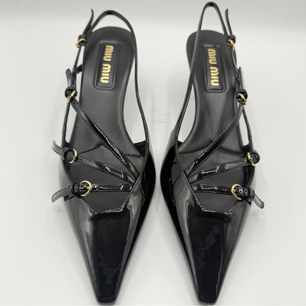 NEW NIB Miu Miu Décolleté Black Patent Leather Slingback Buckle Kitten Heels